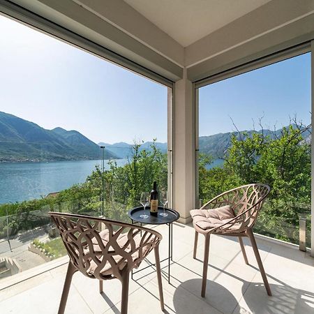 Luxury Dream View Apartment Cattaro Esterno foto